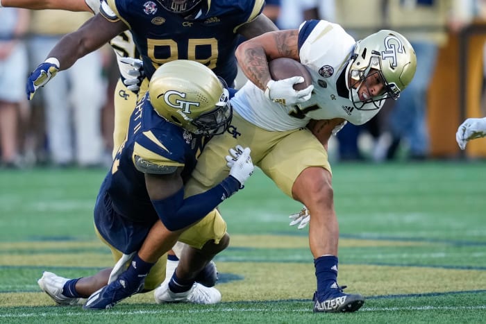Georgia Tech Linebacker Demetrius Knight II